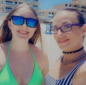 Meet your Posher, Brittany